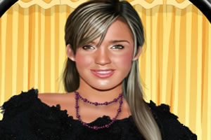 丹妮尔·劳埃德的装扮