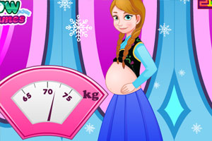 安娜夫妇照顾宝宝