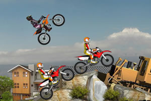 极限障碍摩托赛