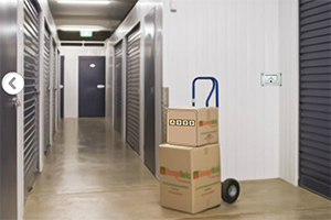 逃出自己的仓库