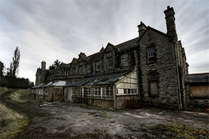 被遗弃的庇护所逃脱