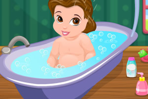 宝贝贝拉洗澡时间