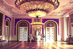 寻找皇室蓝宝石逃脱