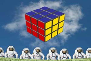 太空人玩魔方