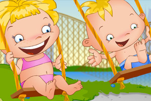 秋千上的小宝贝