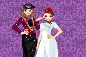 贝拉和萨拉制服秀