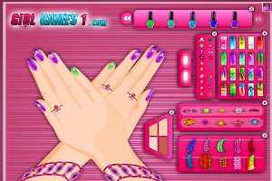 难以置信的指甲