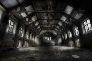 废弃避难所逃脱