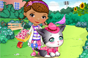 玩具小医生关爱小猫