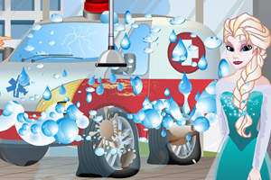 艾尔莎清洗救护车