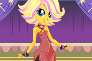 彩排现场的女孩