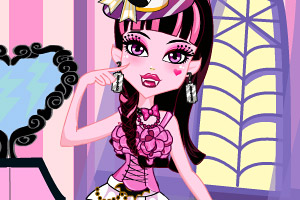 怪物女孩旅行前美容