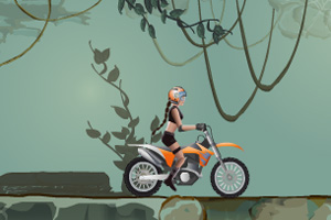 劳拉金字塔飞车