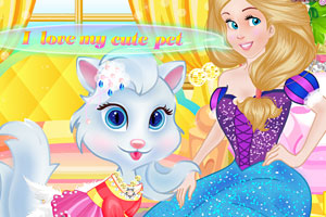 公主照顾宠物猫