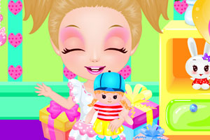 芭比宝贝浴室玩耍