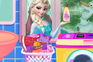 艾莎清洗脏衣服