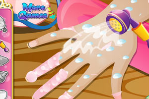 公主漂亮的指甲