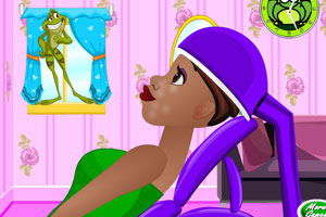 缇娜公主爱美发