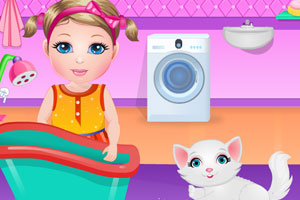 女孩照顾宠物猫