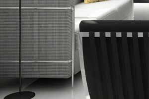 逃出复活节客厅