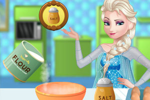 艾莎做草莓蛋糕