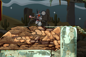 劳拉金字塔摩托车3