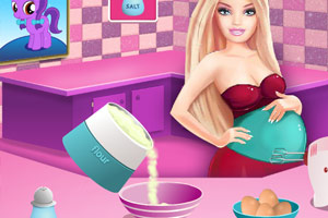 芭比做小马蛋糕