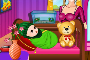 妈妈照顾小宝贝