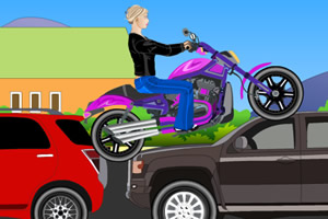 帅气女郎骑摩托