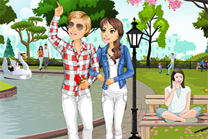 公园里的甜蜜情侣