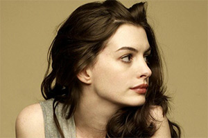 安妮海瑟薇拼图