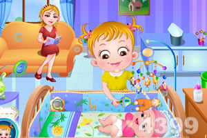 可爱宝贝照顾小婴儿