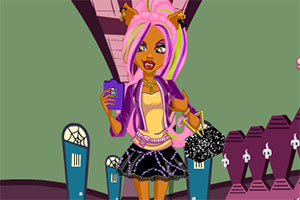 怪物高校的狼女装