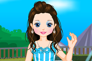 小女孩伊娃装扮