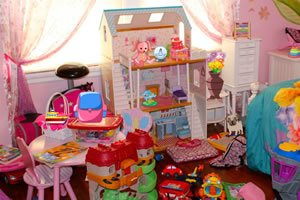 凌乱的儿童房间