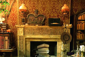 神秘小屋的秘密