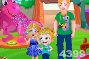 可爱宝贝在恐龙公园