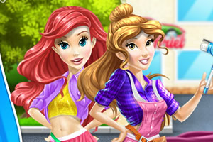 百丽和爱丽儿洗车