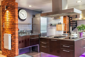 逃出奢华的别墅