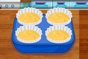 瓢虫女孩做纸杯蛋糕