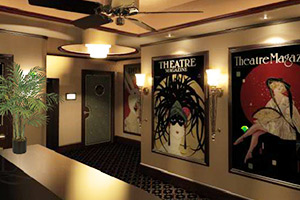 无人的电影院逃脱