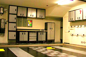 阴暗地下车库逃脱