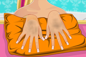 芭比娃娃做美甲