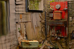 逃出废弃的工业园区