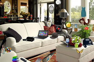 客厅沙发上找物品