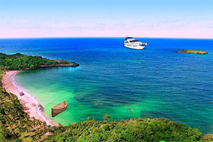 岛屿湾游艇逃跑