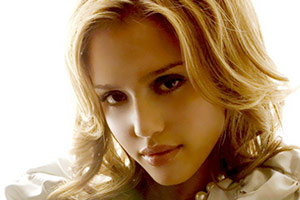 杰西卡阿尔芭拼图