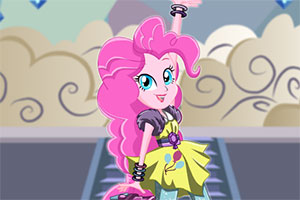 舞池中的欢乐女孩