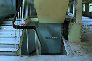 逃出万圣哈勒姆塔