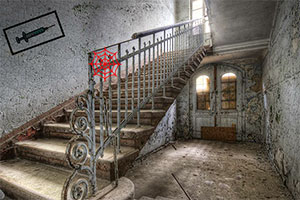 废弃医院紧急逃生